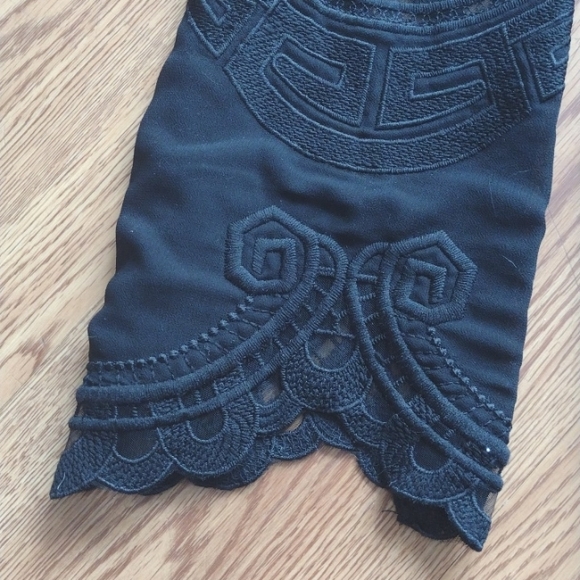 Foxidox black lace long sleeve mini dress - Picture 6 of 10